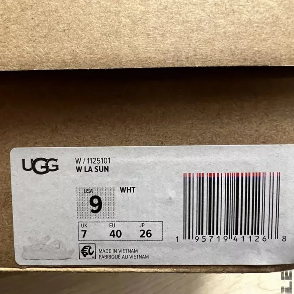 UGG women la